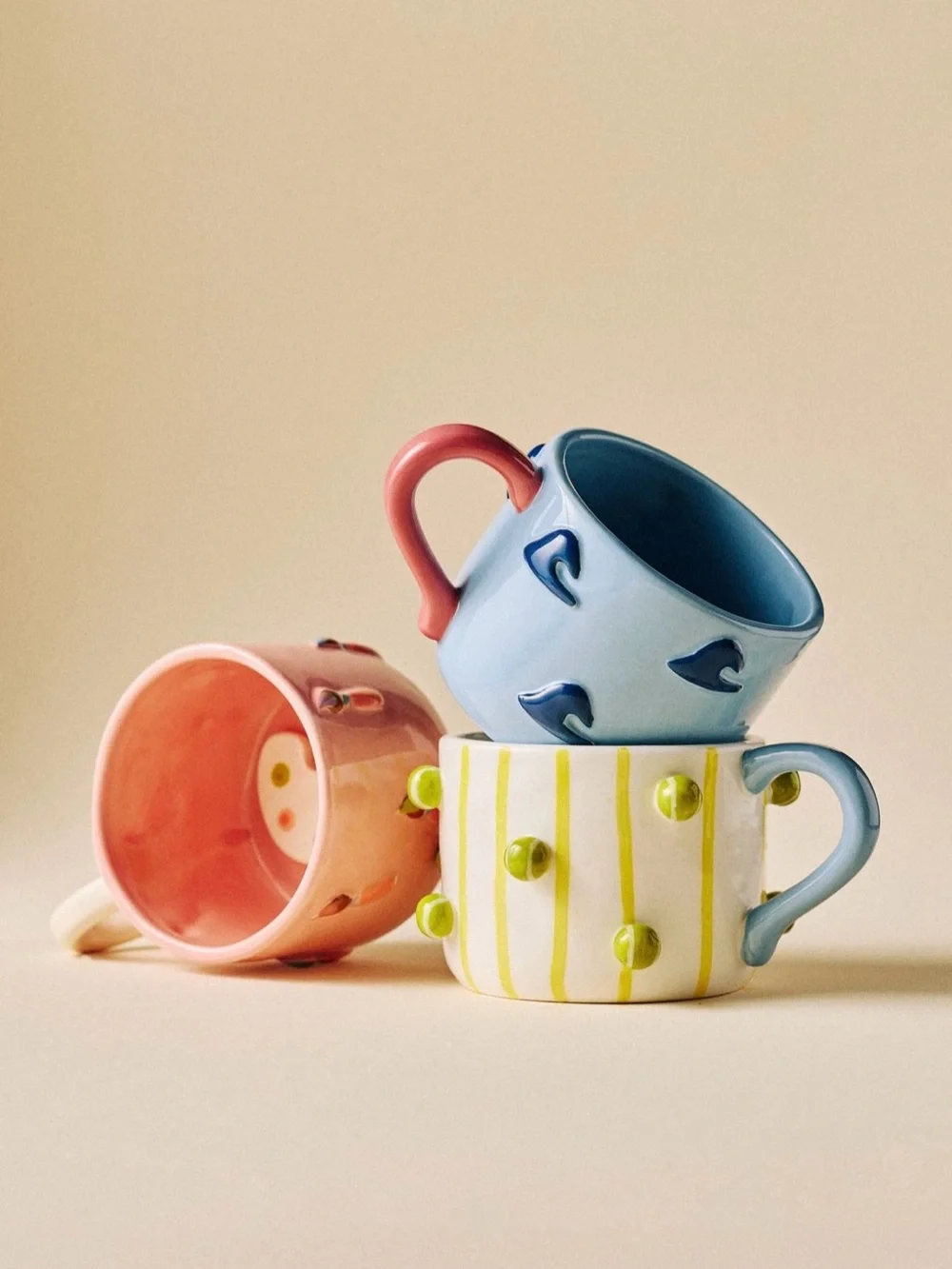 WINGED PUPA TENNIS STONEWARE HOBBY MUG